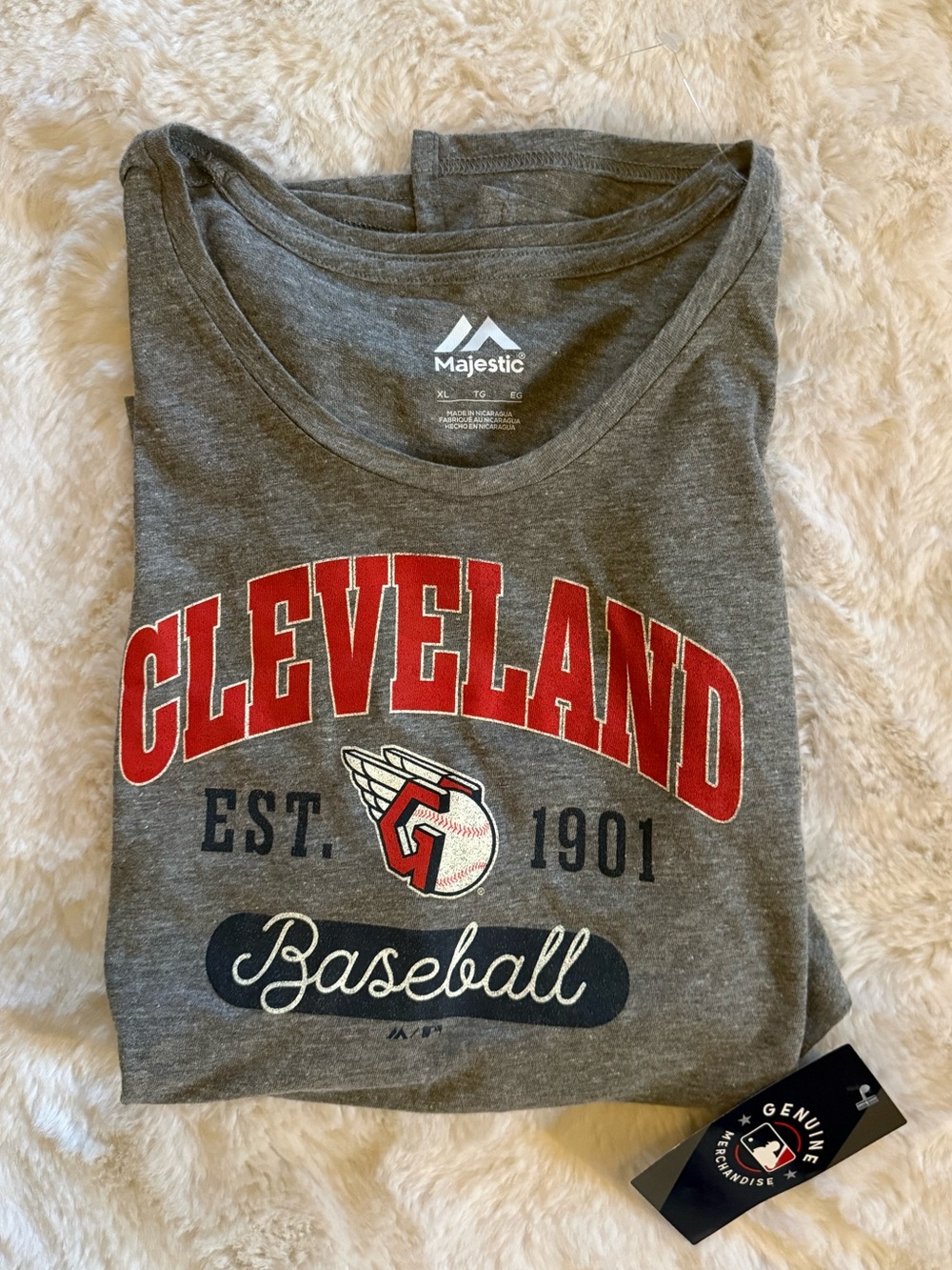 NWT Majestic Cleveland Guardians Women’s Tee